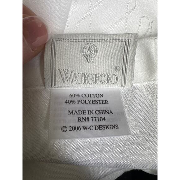 NWT Waterford Crystal formal MAEVE napkins white with design 21”x21” set of 12 - Picture 12 of 16
